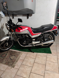 Moto Suzuki di epoca
