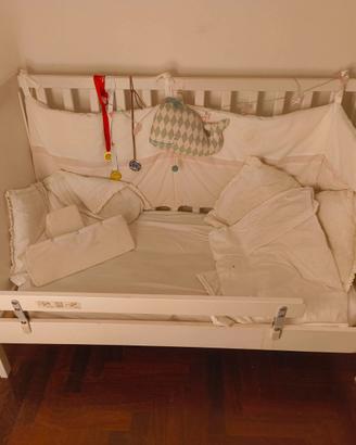 Lettino + materasso  (Ikea) + paracolpi + spondina