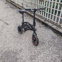 Bici elettrica pieghevole 