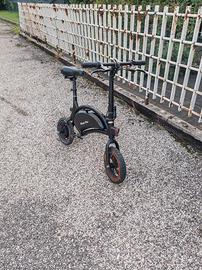 Bici elettrica pieghevole 