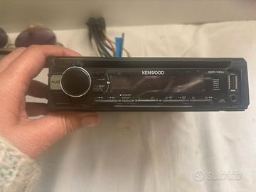 Autoradio Kenwood Kdc 110U con radio cd usb