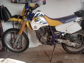 SUZUKI DR 350 SE