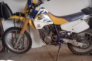 SUZUKI DR 350 SE