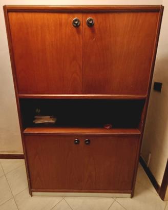 credenza in legno ciliegio 