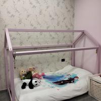 Letto a casetta rosa