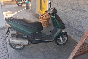  Leonardo Aprilia solo passaggio