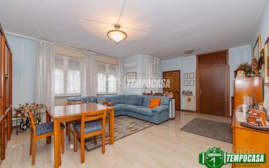 Appartamento a Voghera Via Sampietro 5 locali