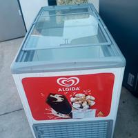 Congelatore grande, come nuovo