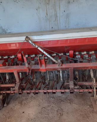 SEMINATRICE CARRARO PAMPAS 250
