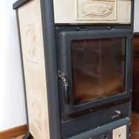 Stufa a legna Nordica Dorella