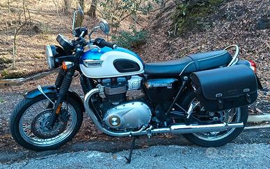 Triumph Bonneville T100