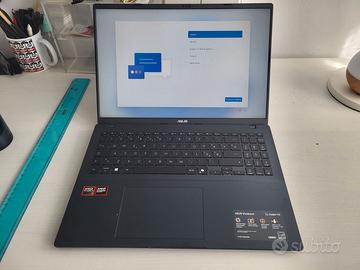 Notebook Asus Vivobook 16 M1607KA