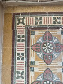 Pavimentazione antica in cementine