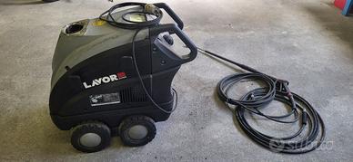 IDROPULITRICE PROFESSIONALE 200bar 140°C