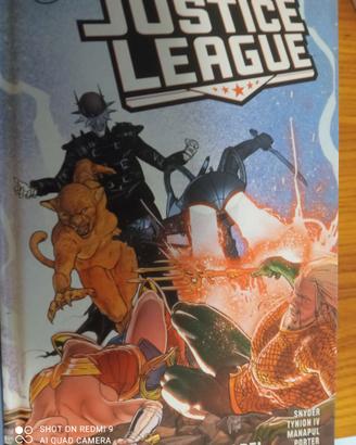 Fumetti dc volumi Justice league da 1 a 3
