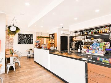 Bar con saletta slot