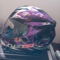 Casco e giubbotto moto da donna