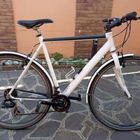 bicicletta uomo 28 pollici alluminio 