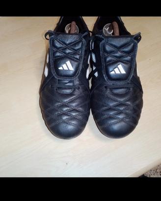 Adidas calcio 42.5 nero con linguetta 