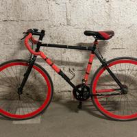 Bici a scatto fisso personalizzata