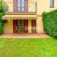 APPARTAMENTO CON BOX DOPPIO E GIARDINO