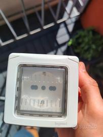 Presa schuko bipasso (scatola e coperchio) Legrand