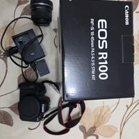 Macchina fotografica Canon EOS R100