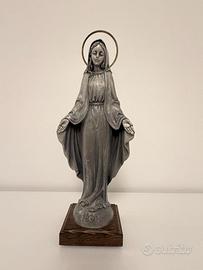 Statua della Madonna