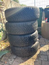 Gomme Goodyear e Cerchi Toyota Corolla Verso