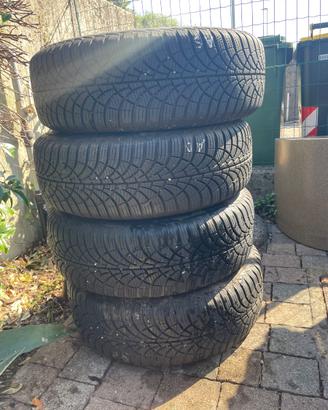 Gomme Goodyear e Cerchi Toyota Corolla Verso