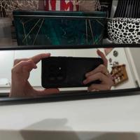 Specchietto retrovisore per auto