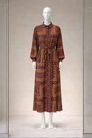 Abito Etnico Elly White: Colori che Parlano