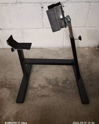 Cavalletto manutenzione e-bike 