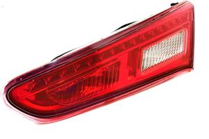 FANALE POSTERIORE DX A LED INTEGRATO NEL PORTELLON