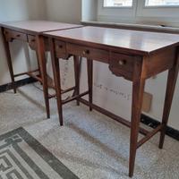 3 tavolini - scrittoi artigianali toscani in noce