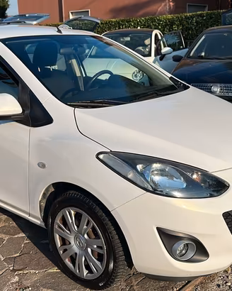 Mazda 2 Mazda2 1.3 16V 75CV 5p. Trendy
