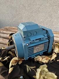MOTORE ELETTRICO ABB-M3AA092003-CSE 2.2 KW - 1690