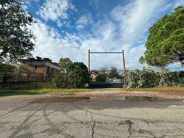 Terreno di 5400 m² a Corbetta