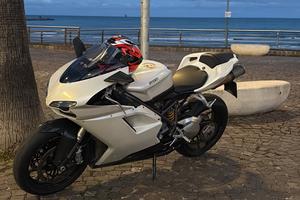 Ducati 848 dark