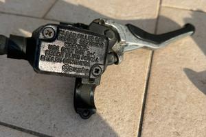 Coppia pompe freno piu tubi aerox yamaha