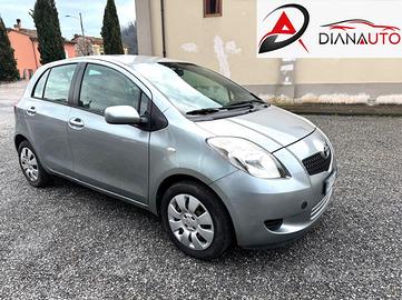 Toyota Yaris 1.0 5 porte Sol