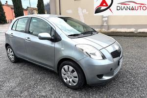 Toyota Yaris 1.0 5 porte Sol