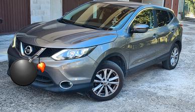 Nissan Qashqai  1.5 D