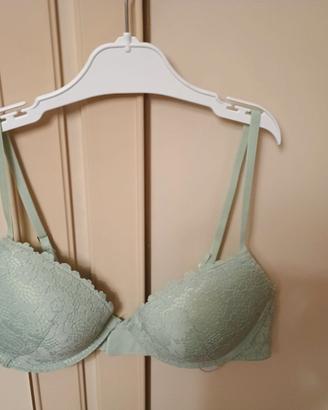 Reggiseno marca Ysabel Mora