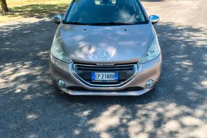 Peugeot 208 1.4 Vti 95 CV