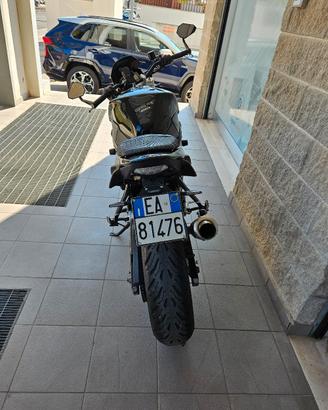 Suzuki Gsr 750