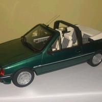 Modello Peugeot 205 Cabriolet 1/18 Ottomobile 