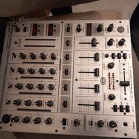 consolle djx700 della behringer 
