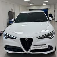 Alfa Romeo Stelvio 2.2 Turbodiesel 210 CV AT8 Q4 V