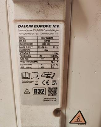 Condizionatore monosplit DAIKIN 9000 BTU inverter